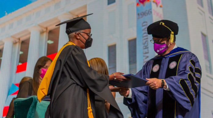 Universidad Albizu gradúa a 889 estudiantes de bachillerato, maestría y doctorado